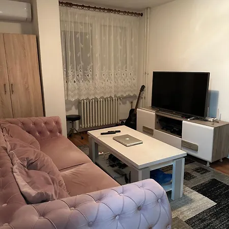 Stan Na Dan 40m2 Nova Varos